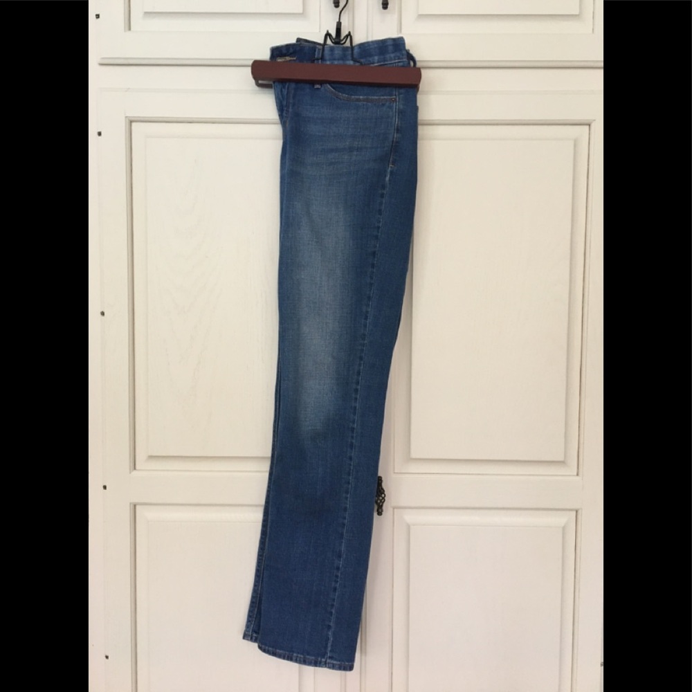 Levi 525 Straight/Relaxed Denim Jeans. Ladies 8.